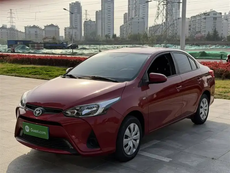 Toyota Yaris L