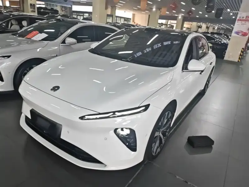 NIO ET7
