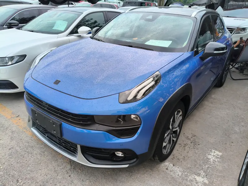 Lynk & Co 02