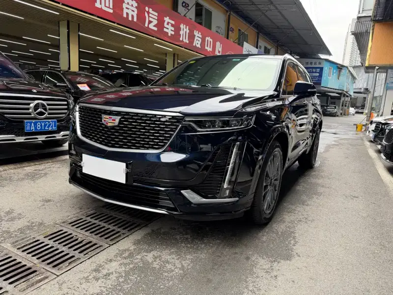 Cadillac XT6