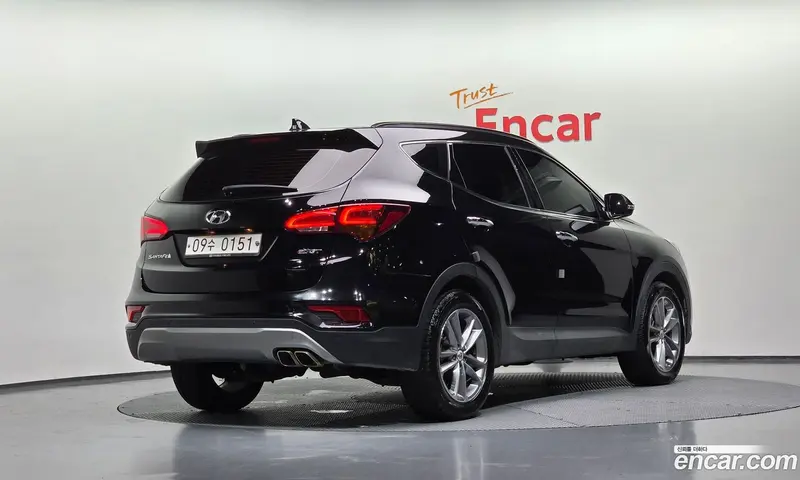 Hyundai Santa Fe (Santafe)