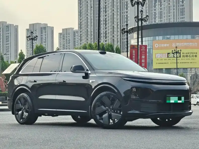 Li Auto L6