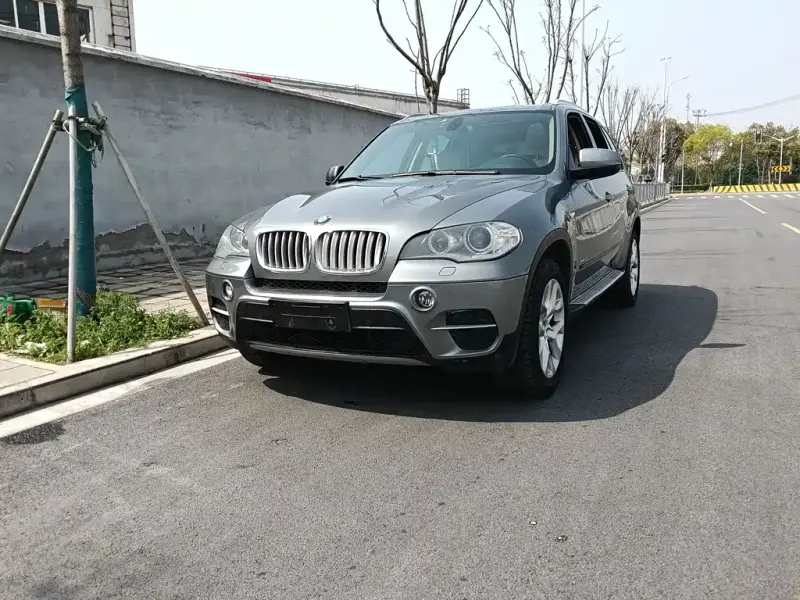 BMW X5 (Import)