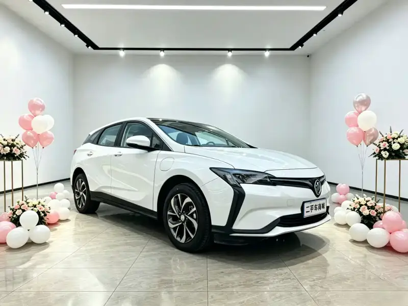 Buick Velite 6