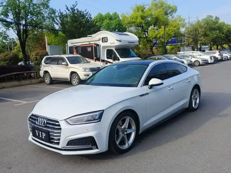 Audi A5 (Import)