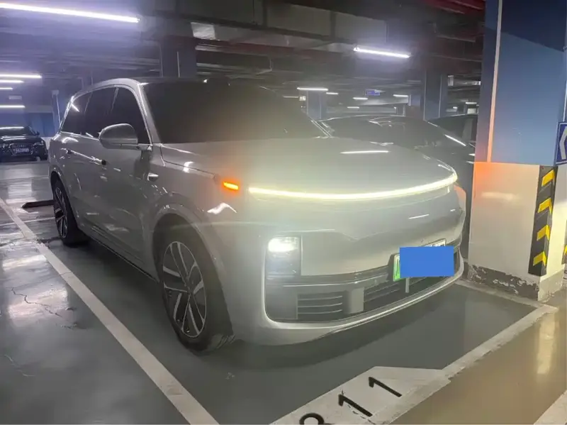 Li Auto L9