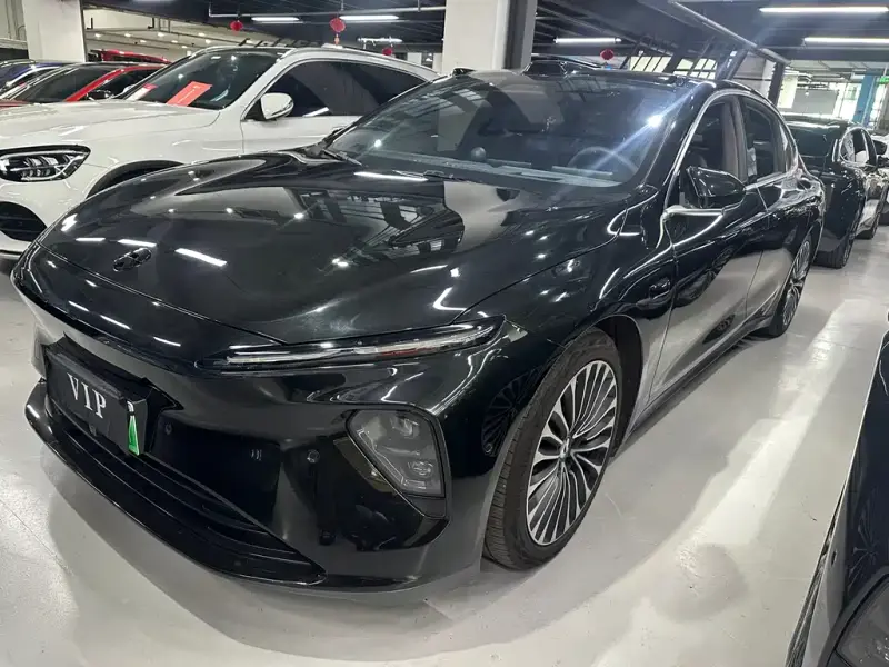 NIO ET7