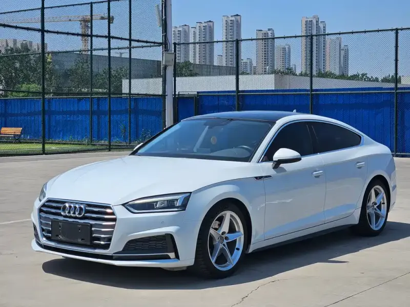 Audi A5 (Import)