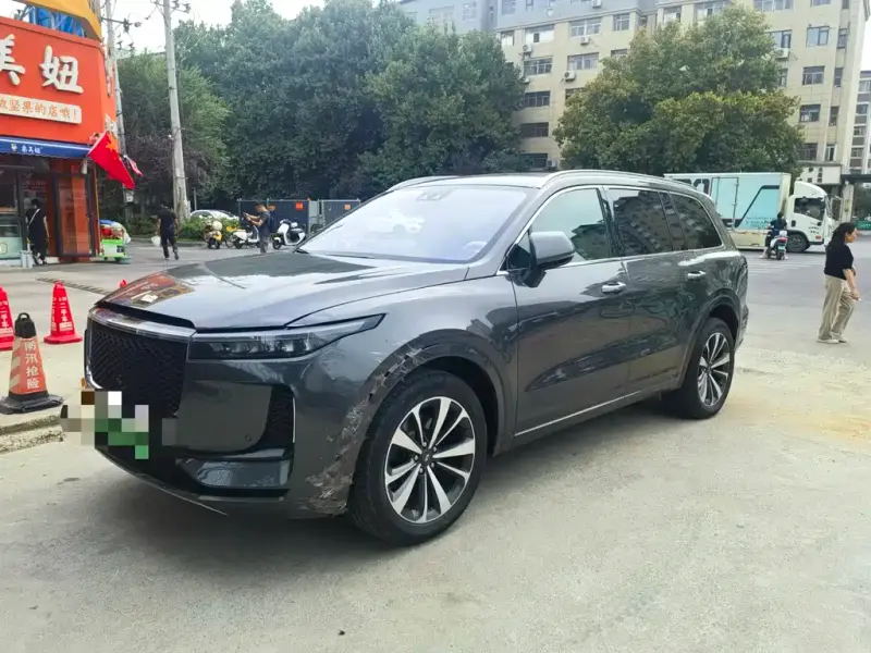 Li Auto ONE