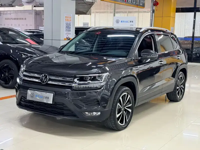 Volkswagen Tharu