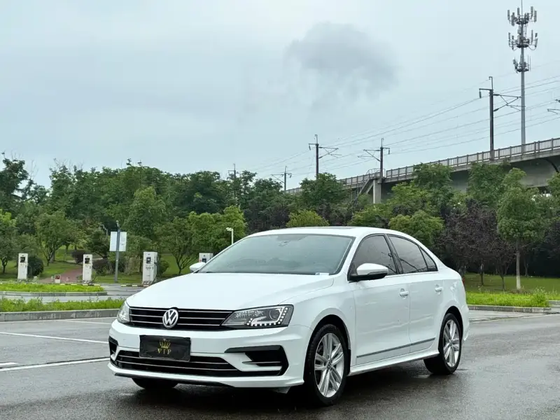 Volkswagen Sagitar