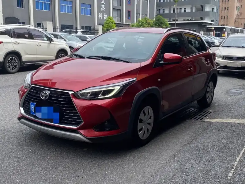 Toyota Yaris L