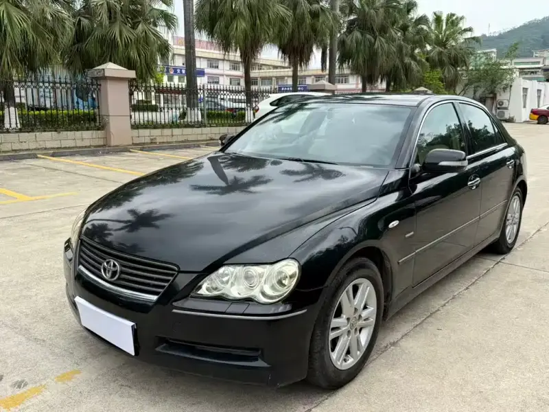 Toyota Reiz