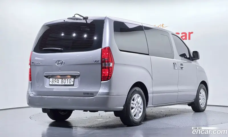 Hyundai H-1
