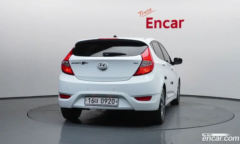 Hyundai Accent