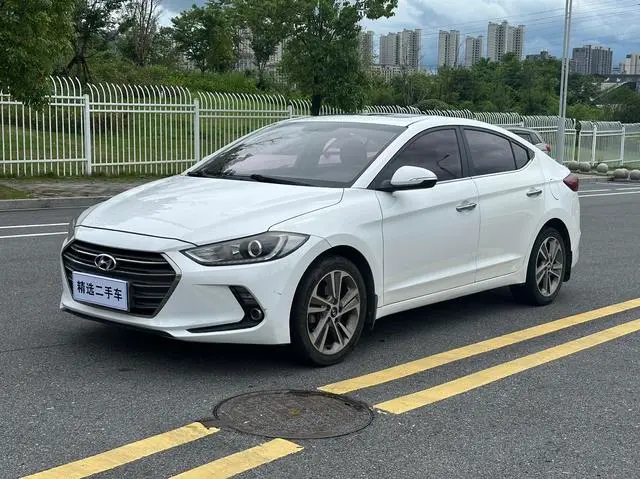 Hyundai Elantra Lingdong