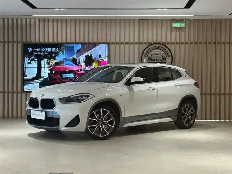 BMW X2