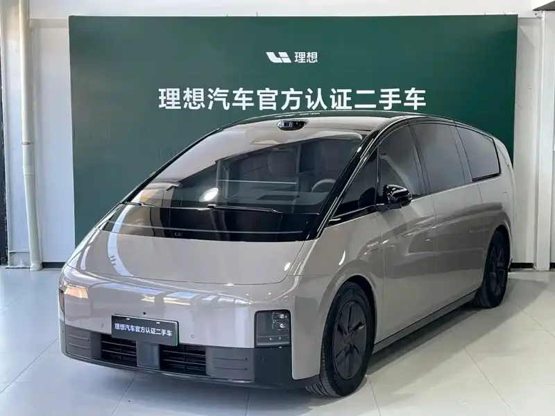 Li Auto MEGA