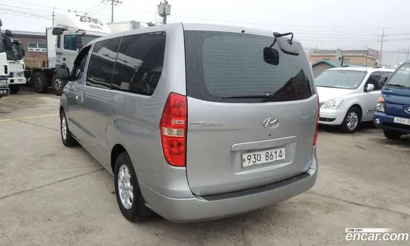 Hyundai H-1