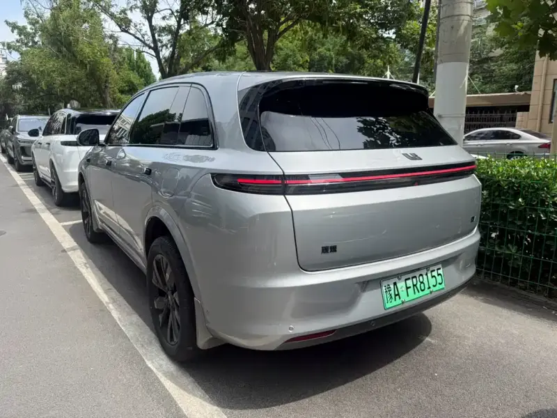 Li Auto L7