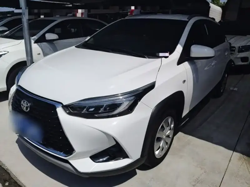 Toyota Yaris L