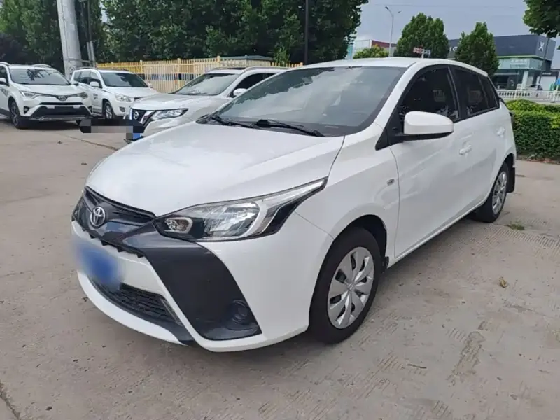 Toyota Yaris L