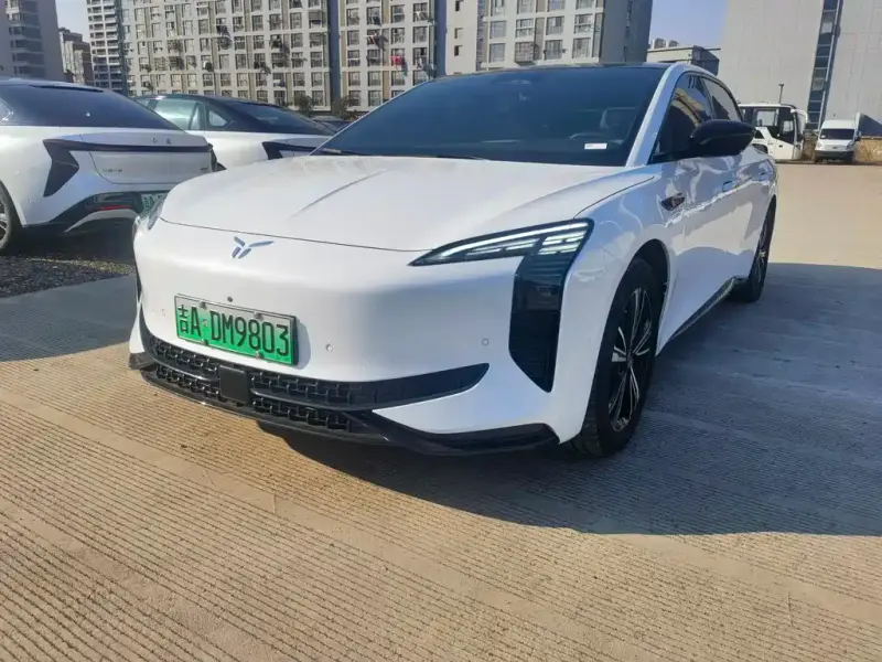 Hongqi EH7