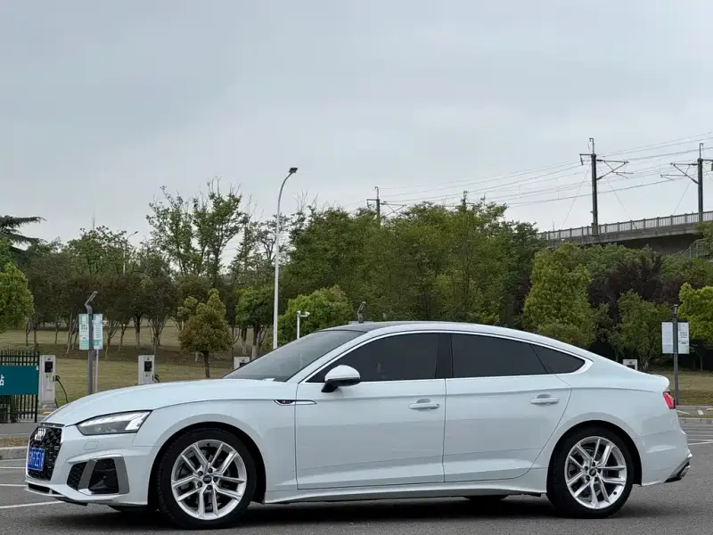 Audi A5 (Import)