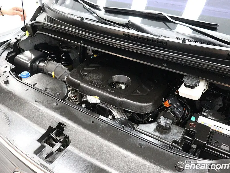 Hyundai H-1