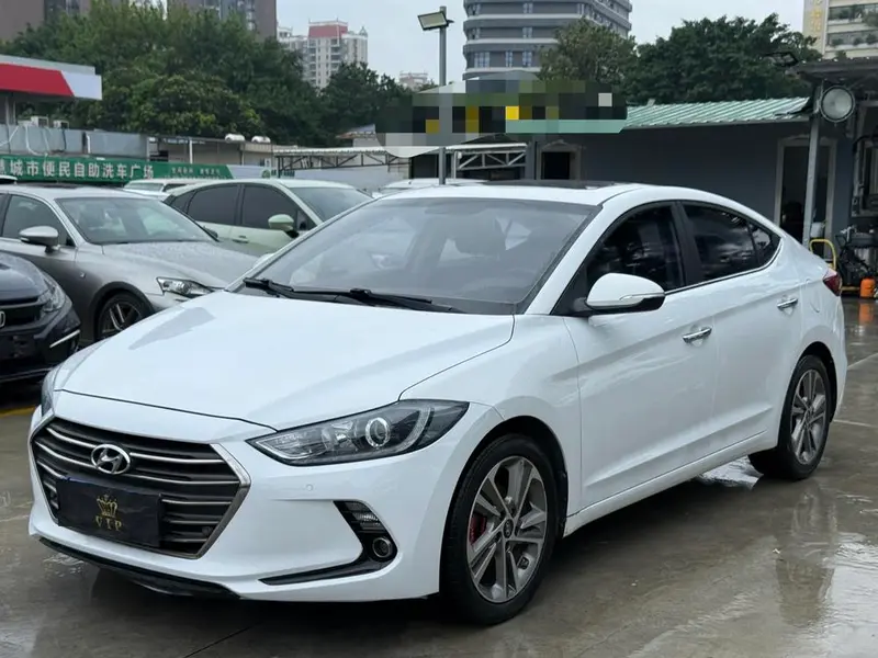 Hyundai Elantra Lingdong