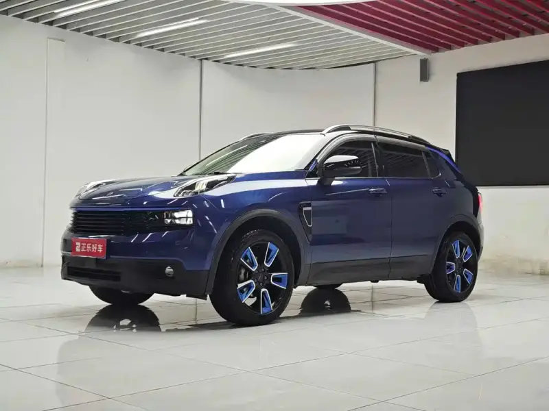 Lynk & Co 01