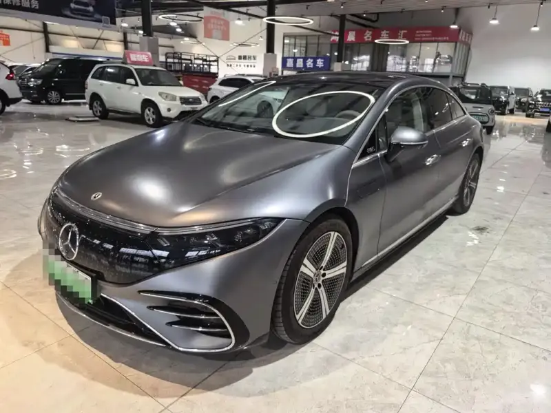 Mercedes-Benz EQS