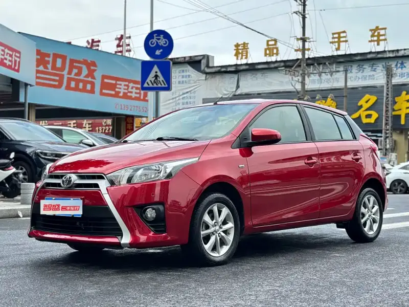 Toyota Yaris L