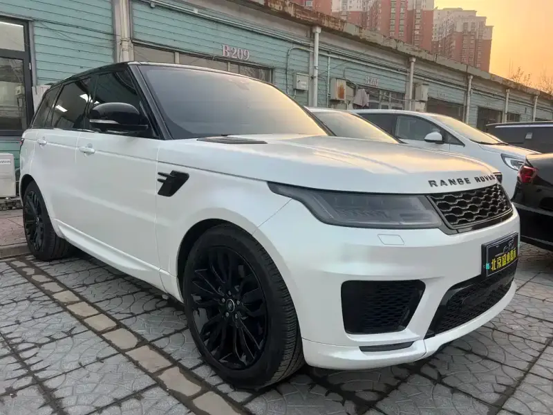 Land Rover Sport