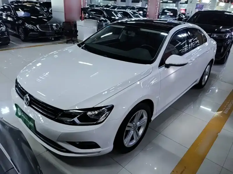 Volkswagen Lamando