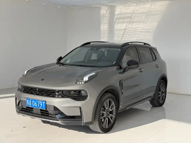Lynk & Co 01