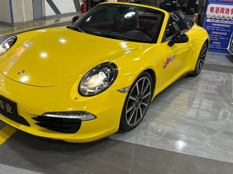 Porsche 911