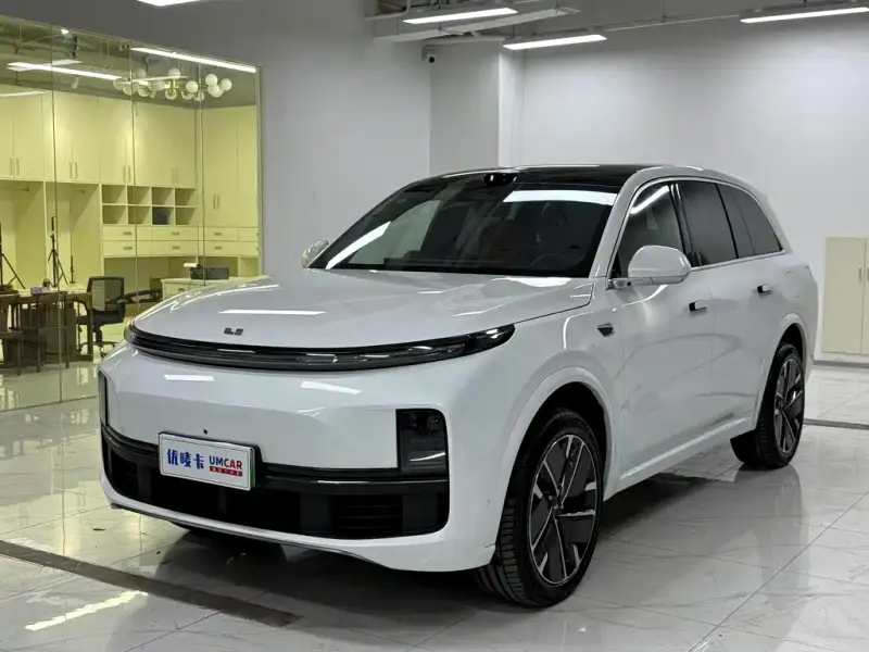 Li Auto L8