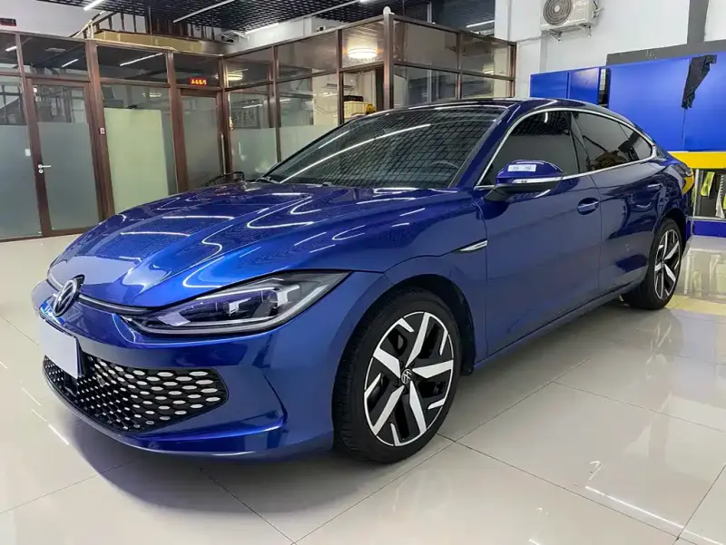 Volkswagen Lamando