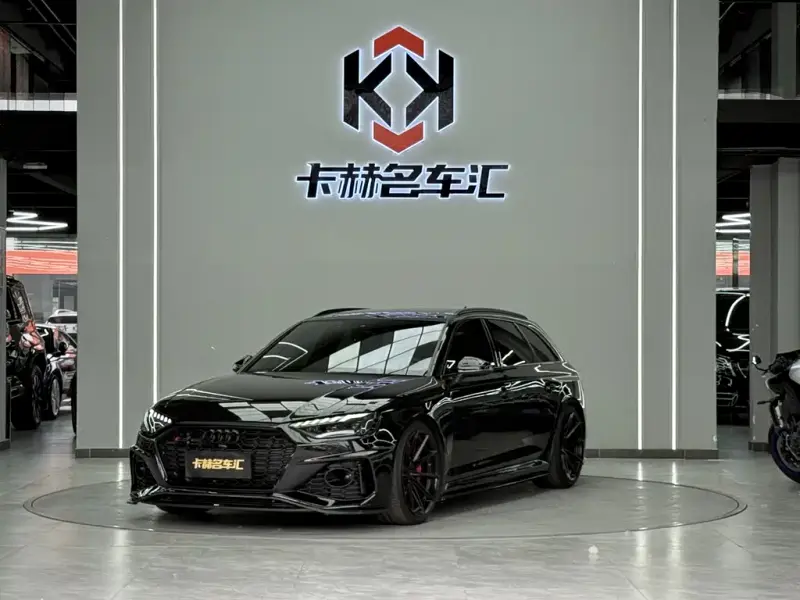 Audi RS 4