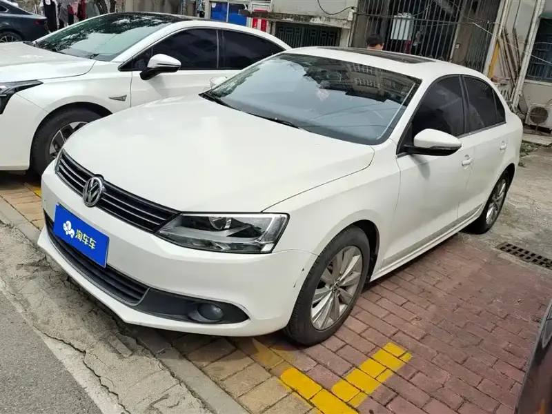 Volkswagen Sagitar