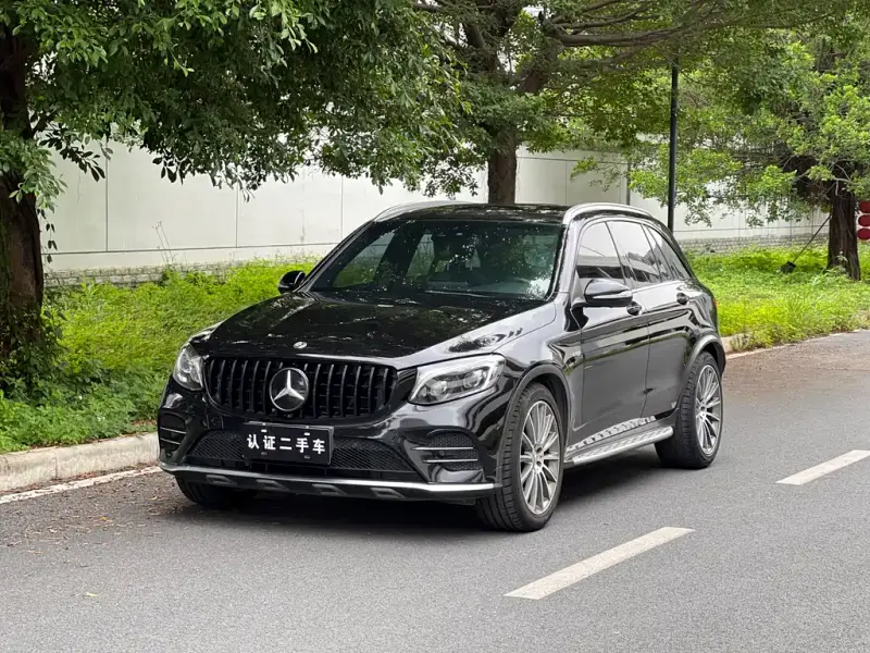 Mercedes-Benz GLC AMG
