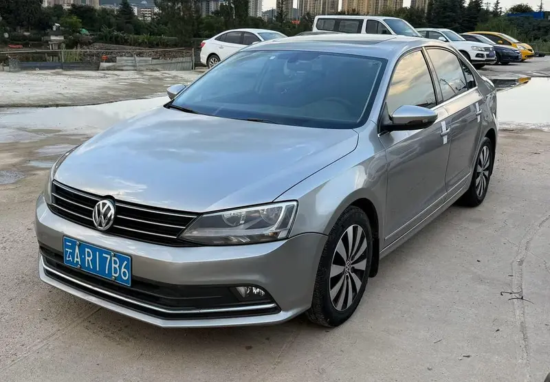 Volkswagen Sagitar