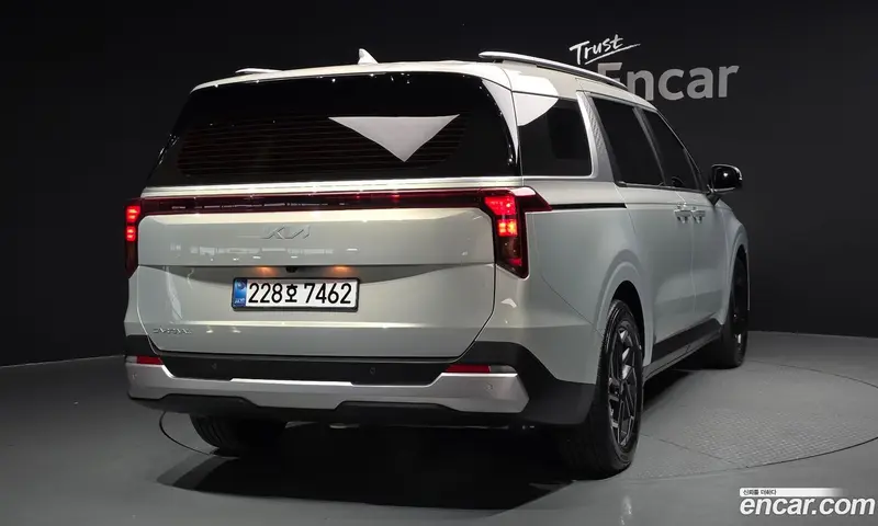 Kia Carnival (Canival)