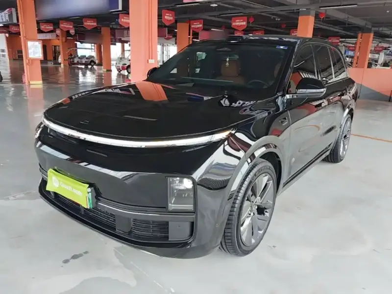 Li Auto L8