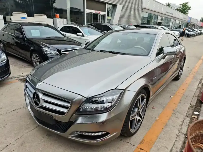 Mercedes-Benz CLS