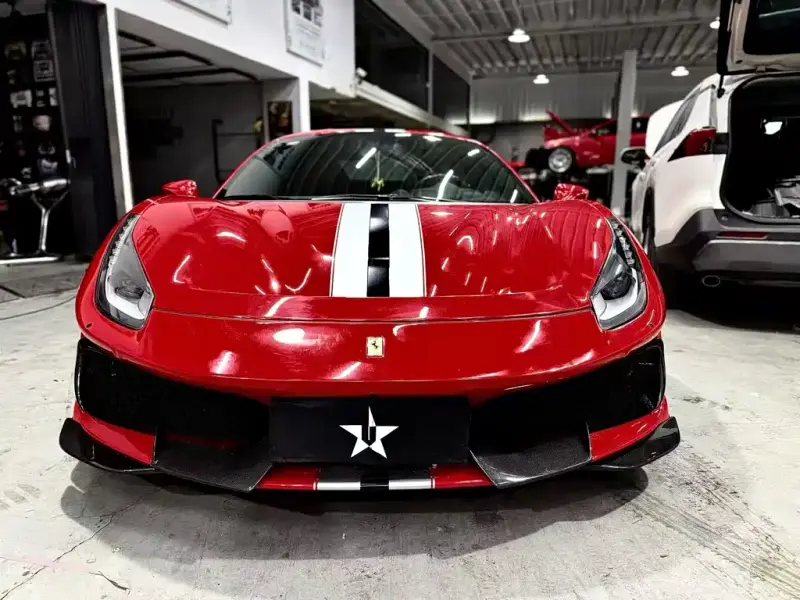 Ferrari 488