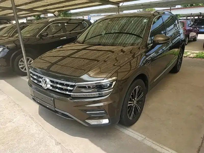 Volkswagen Tiguan L