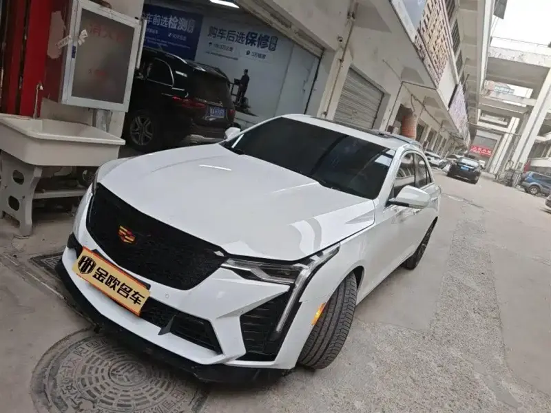 Cadillac CT4