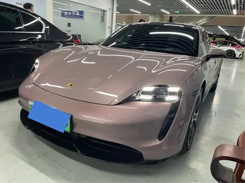 Porsche Taycan